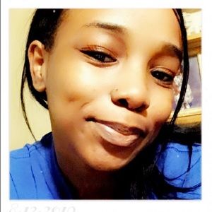 Meet your Posher, Carleannette